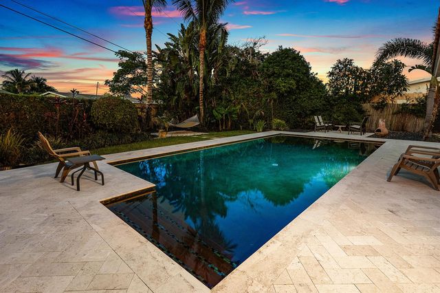 968 Laurel Road, North Palm Beach, FL 33408