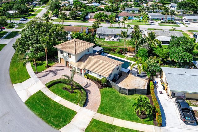 968 Laurel Road, North Palm Beach, FL 33408
