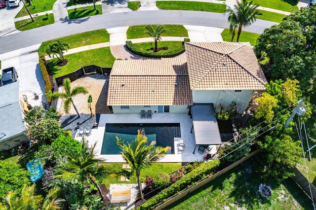 968 Laurel Road, North Palm Beach, FL 33408
