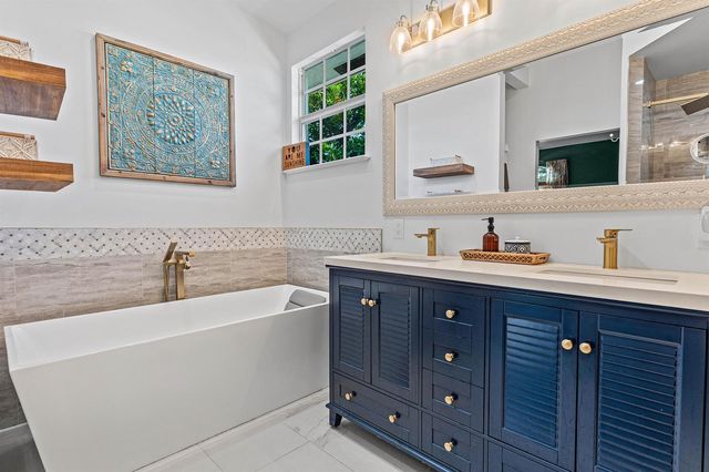 968 Laurel Road, North Palm Beach, FL 33408