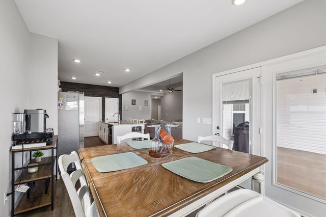 1418 Blackstone St, Murfreesboro, TN 37129
