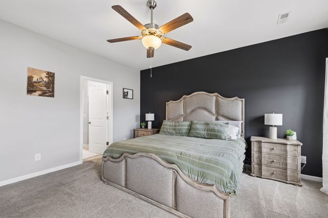 1418 Blackstone St, Murfreesboro, TN 37129