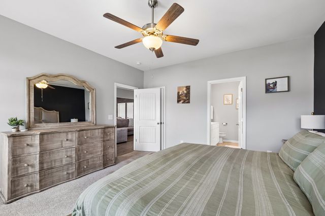 1418 Blackstone St, Murfreesboro, TN 37129
