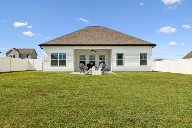1418 Blackstone St, Murfreesboro, TN 37129
