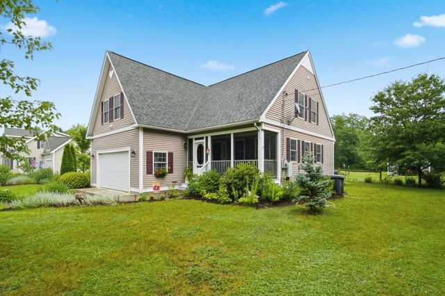 4 Memory Lane, Loudon, NH 03307