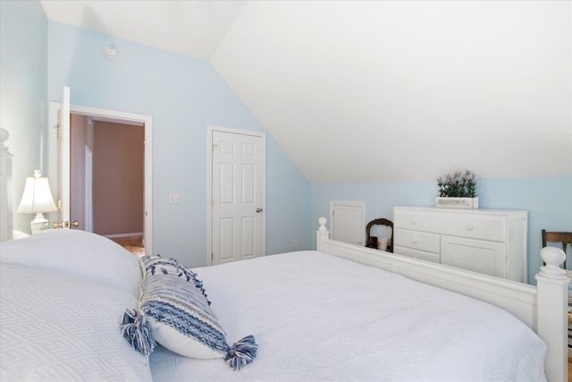 4 Memory Lane, Loudon, NH 03307