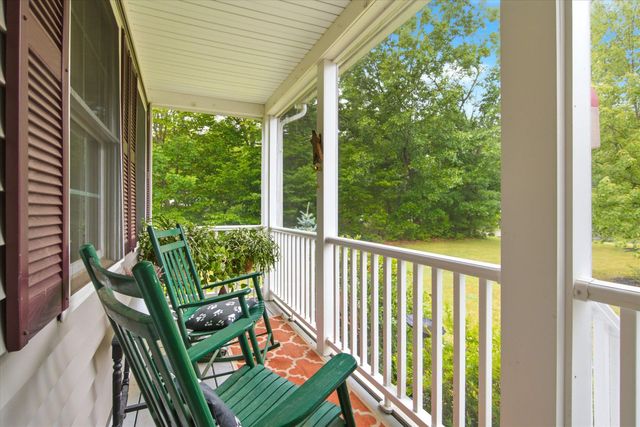 4 Memory Lane, Loudon, NH 03307