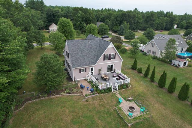 4 Memory Lane, Loudon, NH 03307