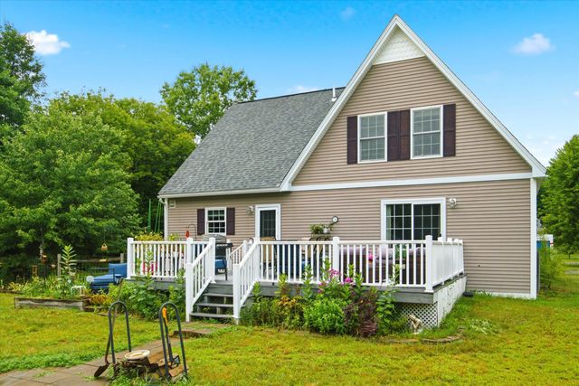 4 Memory Lane, Loudon, NH 03307