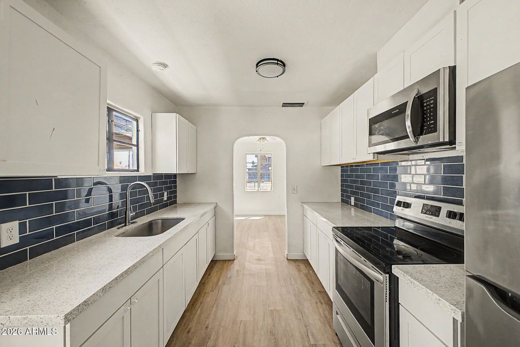 Image 1 of property listing at 912 E 2nd Street, Casa Grande, AZ 85122