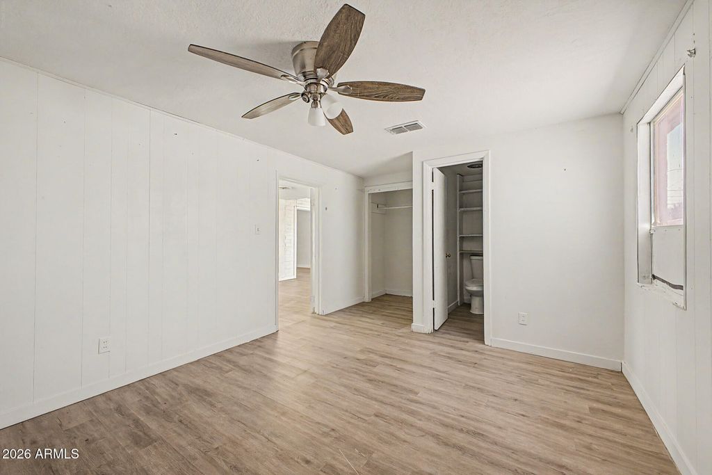 Image 19 of property listing at 912 E 2nd Street, Casa Grande, AZ 85122