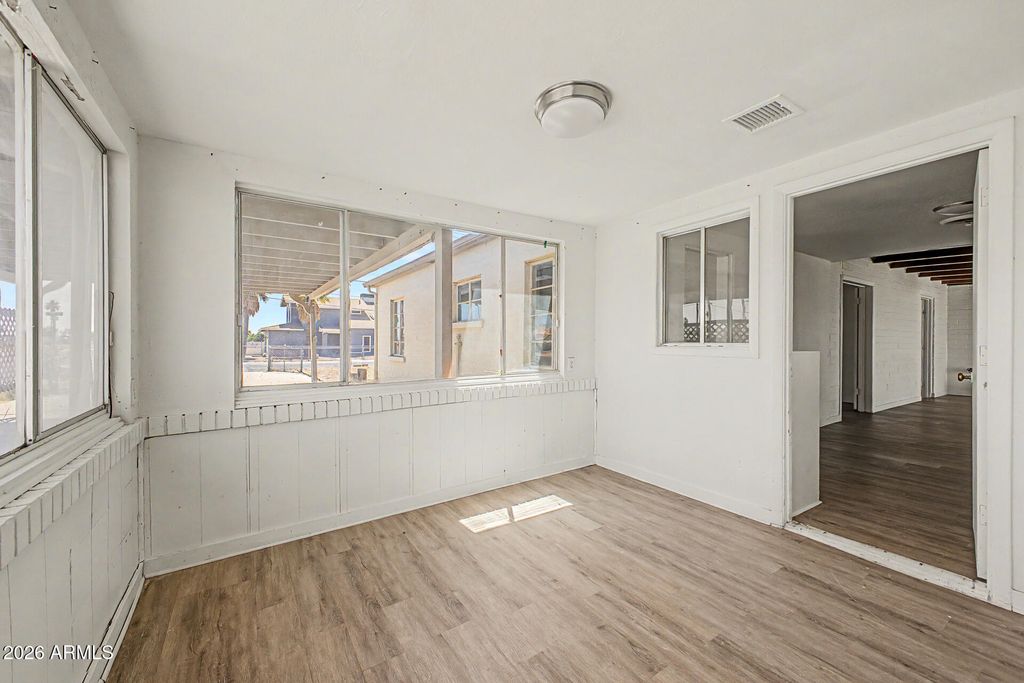 Image 23 of property listing at 912 E 2nd Street, Casa Grande, AZ 85122