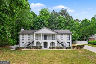 9011 Par Drive, Douglasville, GA 30134