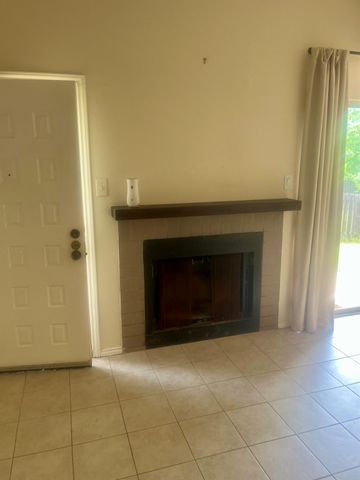 426 Sailmaster ST, Lakeway, TX 78734