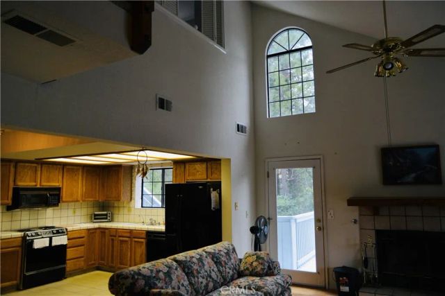 40748 Foxboro Court, Bass Lake, CA 93604