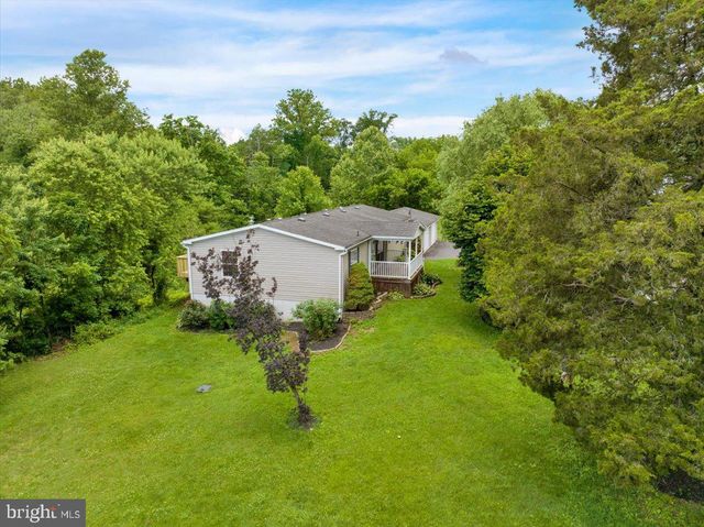 525 OLD PHILADELPHIA PIKE, Douglassville, PA 19518