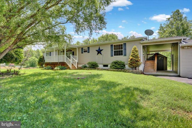 525 OLD PHILADELPHIA PIKE, Douglassville, PA 19518