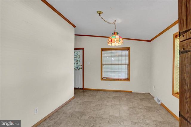 525 OLD PHILADELPHIA PIKE, Douglassville, PA 19518