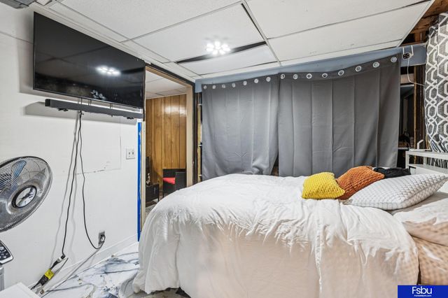 5821 N Street, Omaha, NE 68117