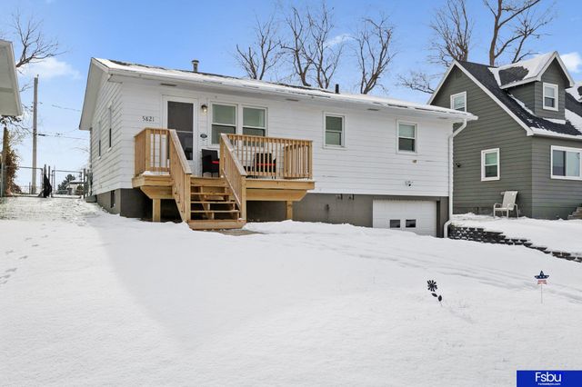 5821 N Street, Omaha, NE 68117