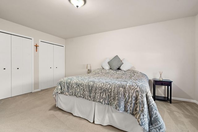 57 Worchester Drive, Valparaiso, IN 46383