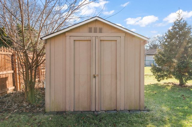 57 Worchester Drive, Valparaiso, IN 46383