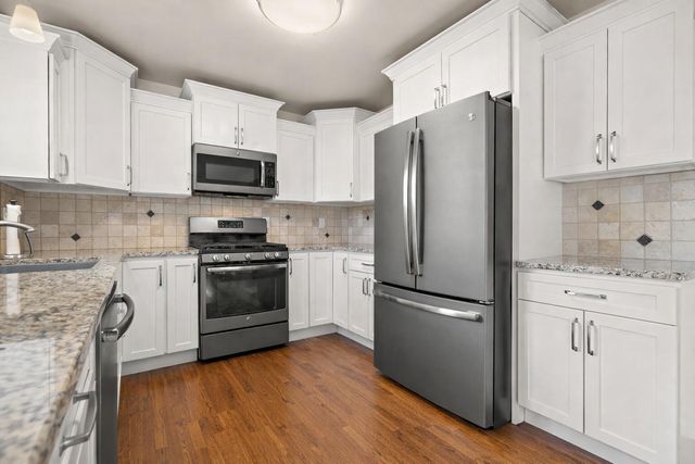 57 Worchester Drive, Valparaiso, IN 46383