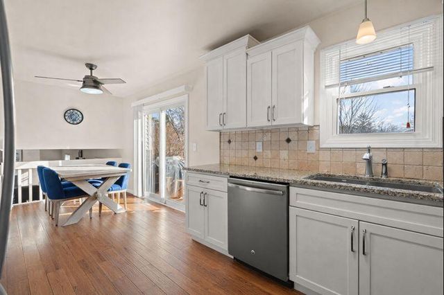 57 Worchester Drive, Valparaiso, IN 46383