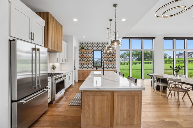 5136 Bond Mill Rd, Thompsons Station, TN 37179