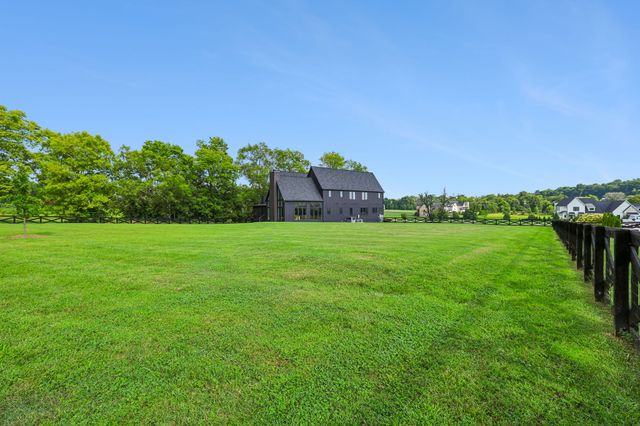 5136 Bond Mill Rd, Thompsons Station, TN 37179