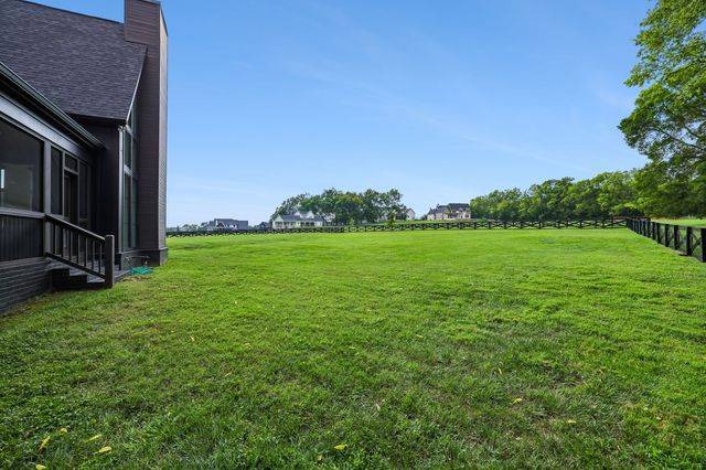 5136 Bond Mill Rd, Thompsons Station, TN 37179