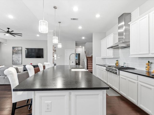 10319 Deerpark Drive, Missouri City, TX 77459