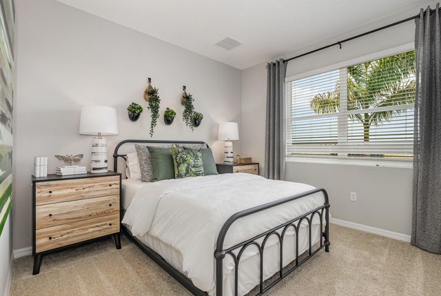 4011 Hollingsworth Drive SE, Palm Bay, FL 32909