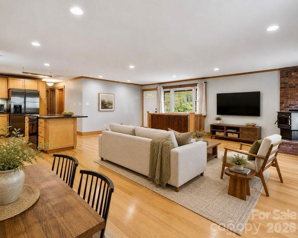 10 Davenport Place, Asheville, NC 28806
