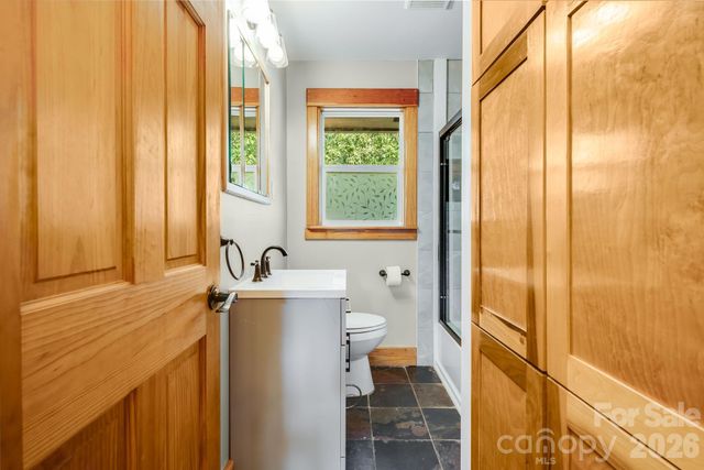 10 Davenport Place, Asheville, NC 28806