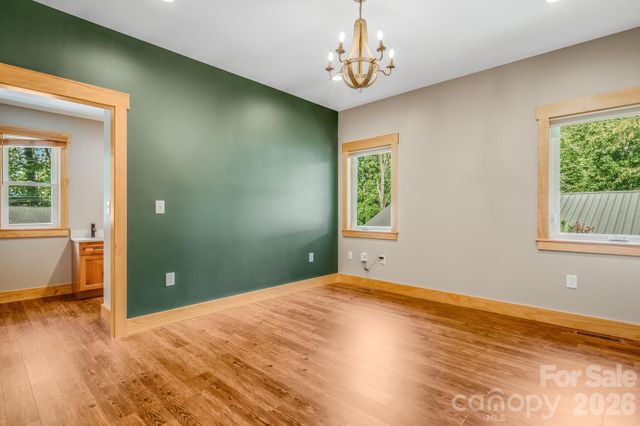 10 Davenport Place, Asheville, NC 28806