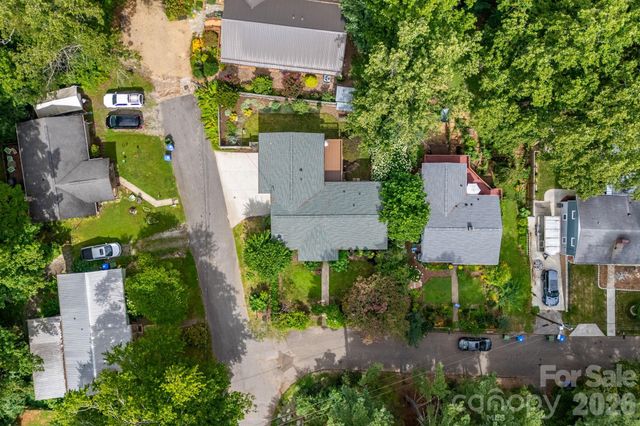 10 Davenport Place, Asheville, NC 28806