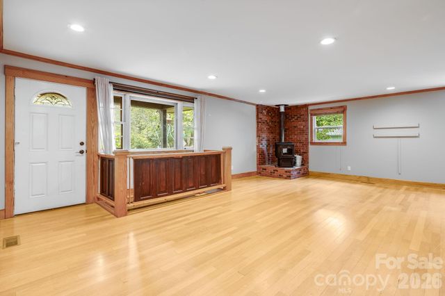 10 Davenport Place, Asheville, NC 28806