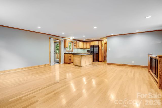 10 Davenport Place, Asheville, NC 28806