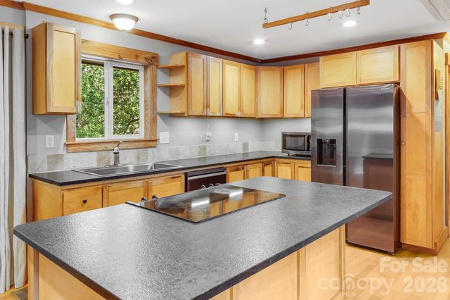 10 Davenport Place, Asheville, NC 28806