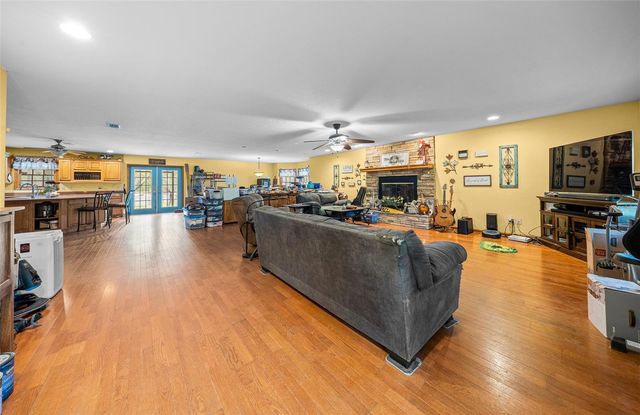 732 SW CARL WILSON ROAD, Fort White, FL 32038