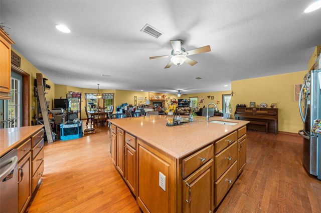 732 SW CARL WILSON ROAD, Fort White, FL 32038