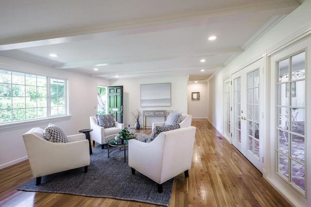 1597 Edgewood Drive, Palo Alto, CA 94303