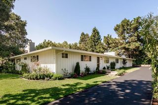 1597 Edgewood Drive, Palo Alto, CA 94303