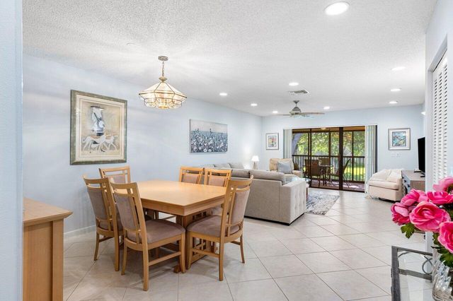 17 Stratford Drive F, Boynton Beach, FL 33436