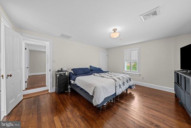 703 DRANESVILLE RD, Herndon, VA 20170