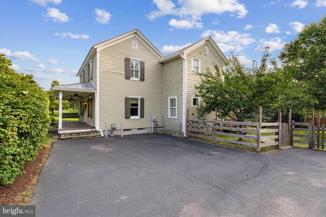 703 DRANESVILLE RD, Herndon, VA 20170