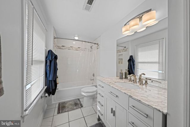 703 DRANESVILLE RD, Herndon, VA 20170