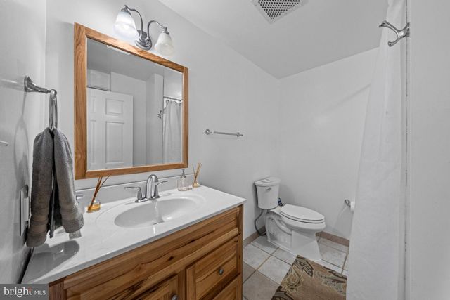 703 DRANESVILLE RD, Herndon, VA 20170