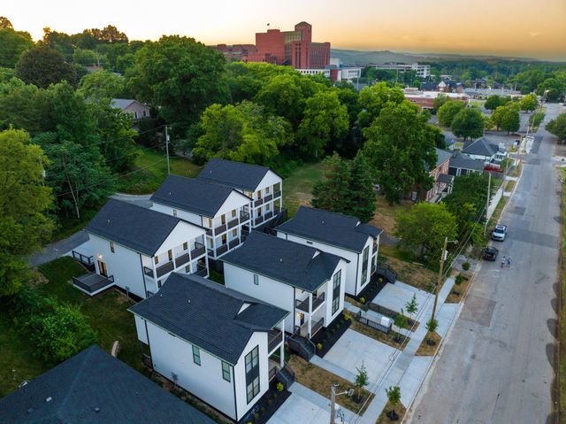 527 O Neal Street A, Chattanooga, TN 37403